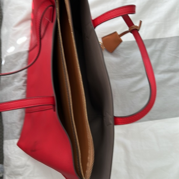 Tort Burch triple compartment bag - Picture 5 of 5